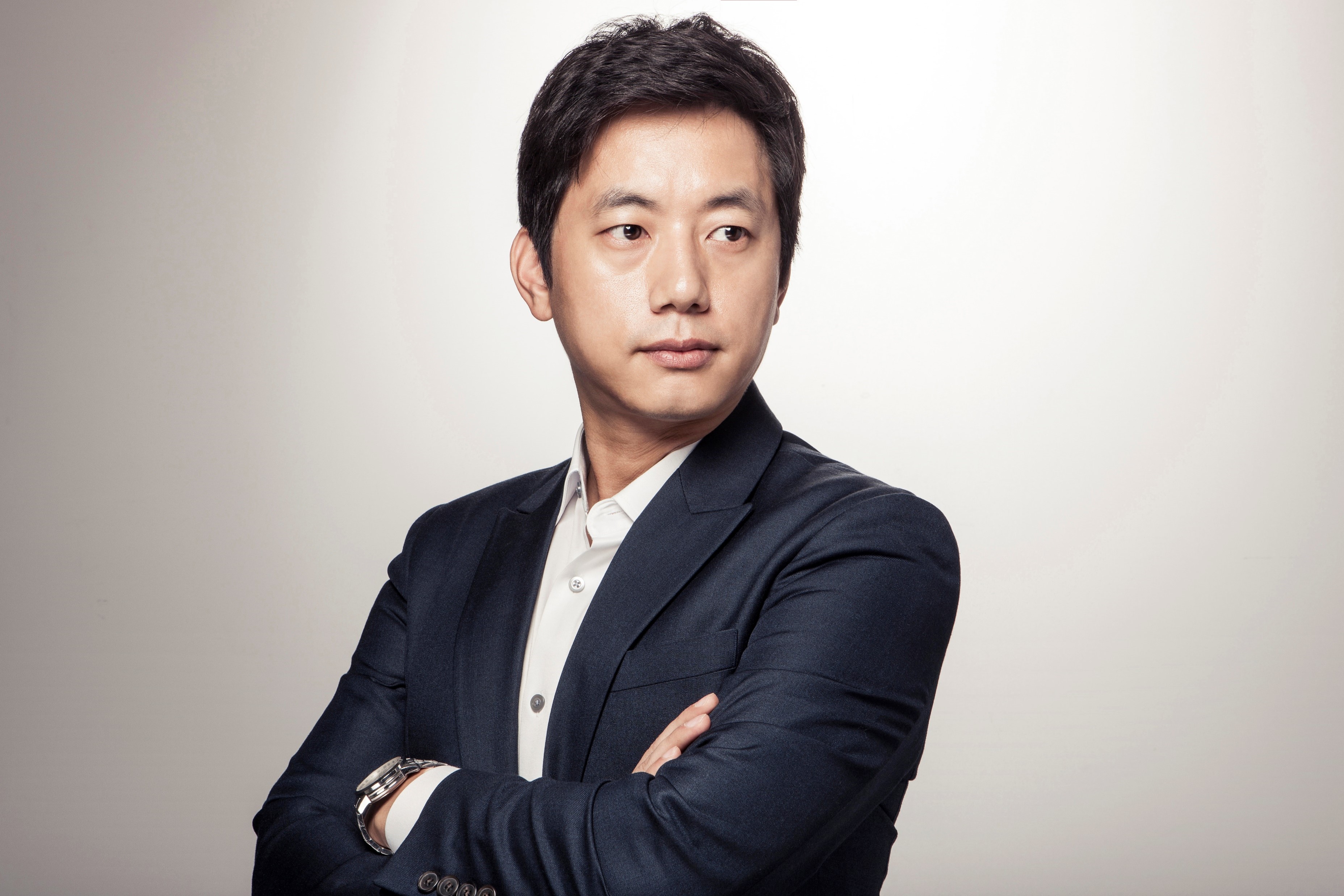 명승은